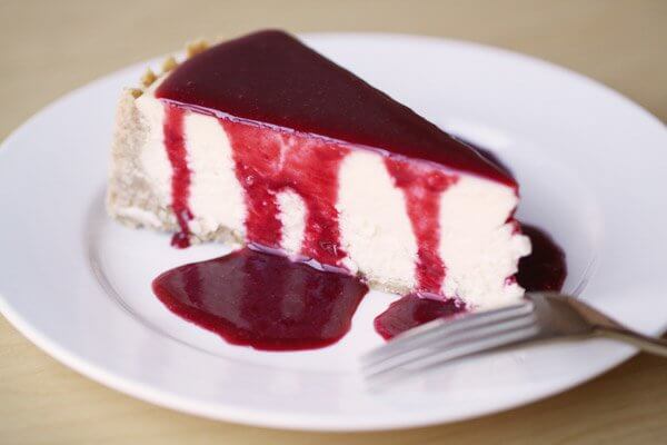 The perfect cheesecake (with sour cherry purée)