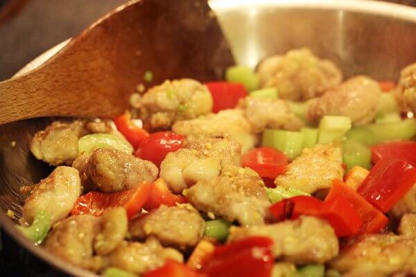 Cooking the Kung Pao chicken